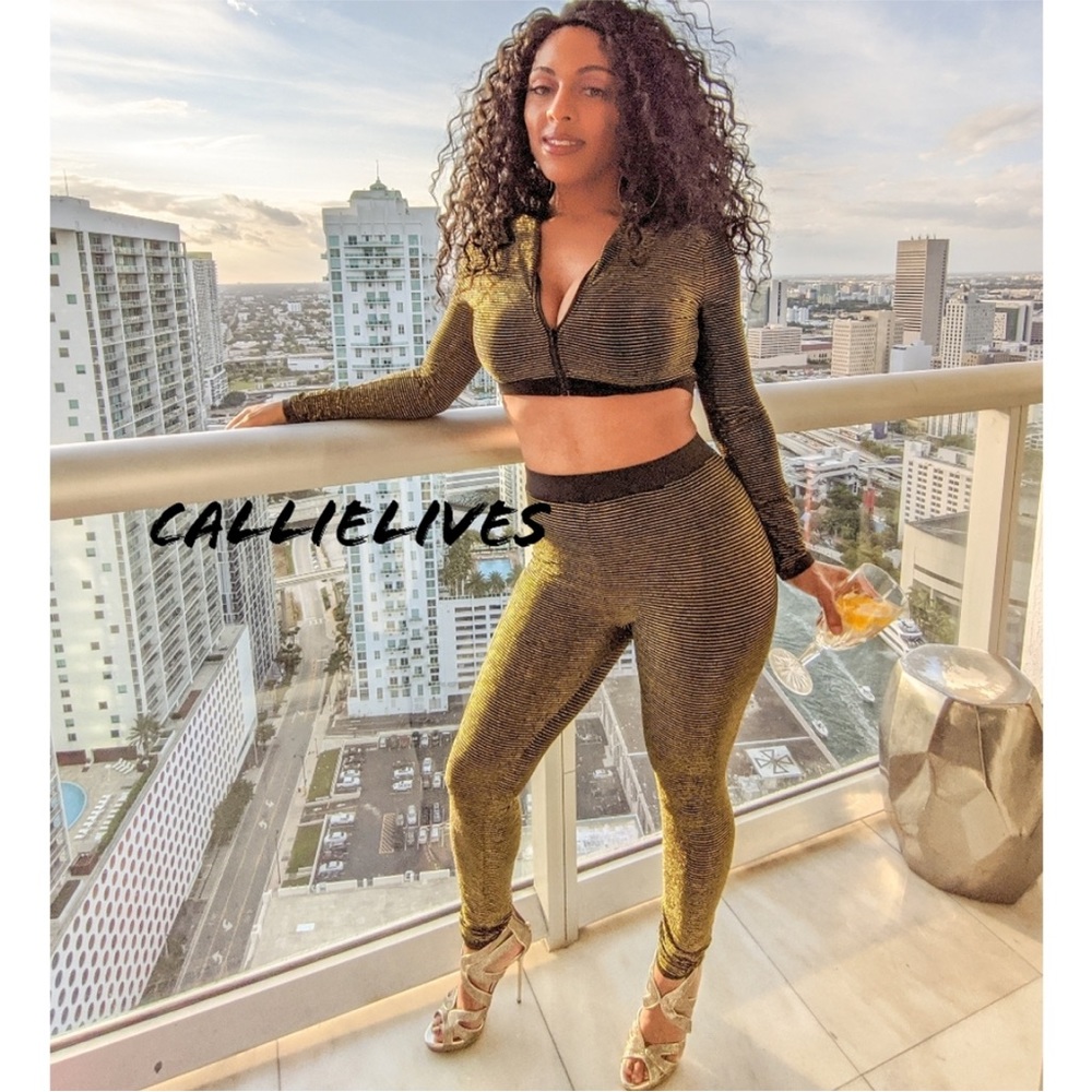 Callie Black Gold: Pinstripe Bodycon
ZIP Up Crop Top Legging Set